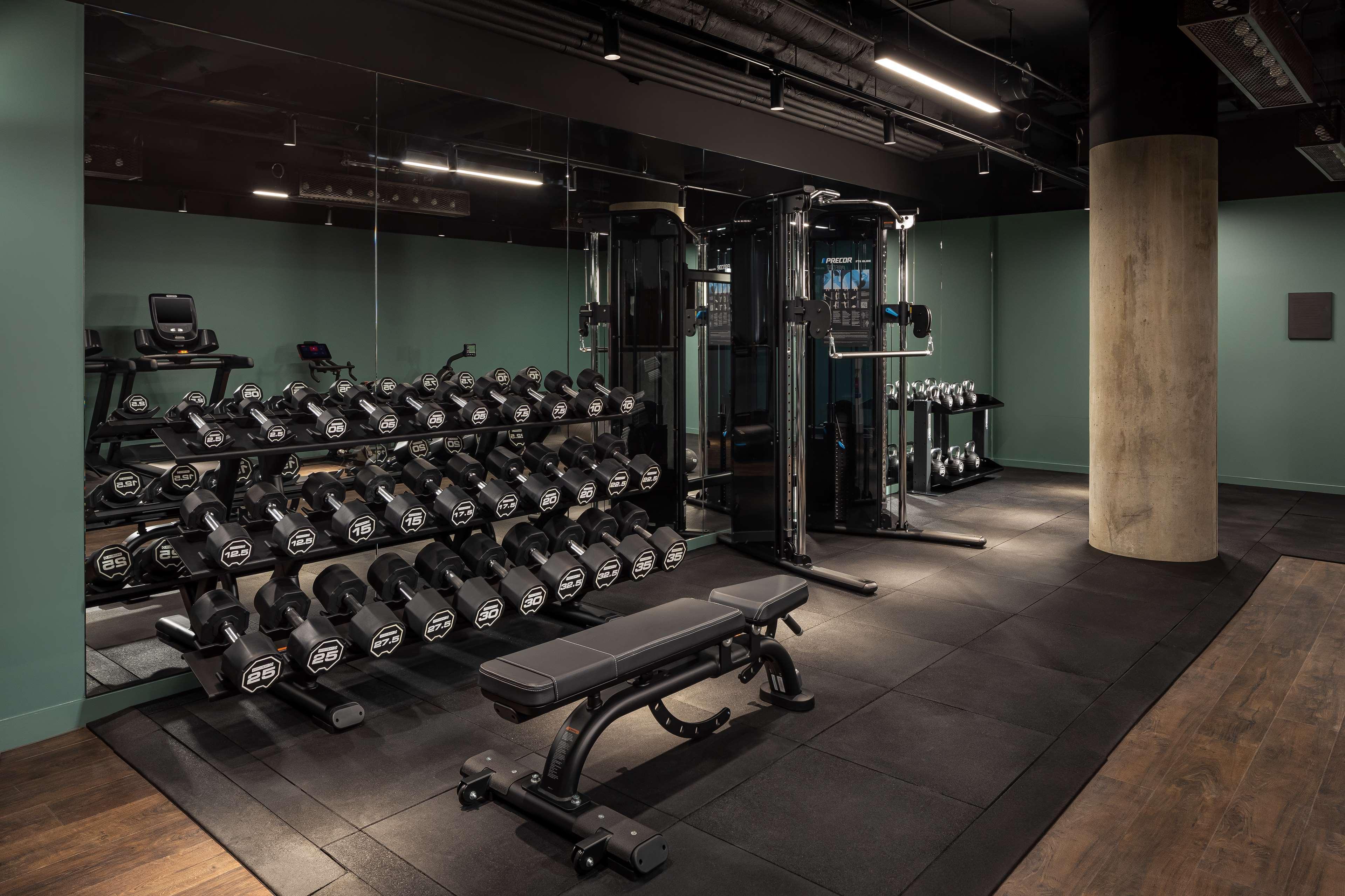 ホテル The Gantry London Curio Collection By Hilton エクステリア 写真