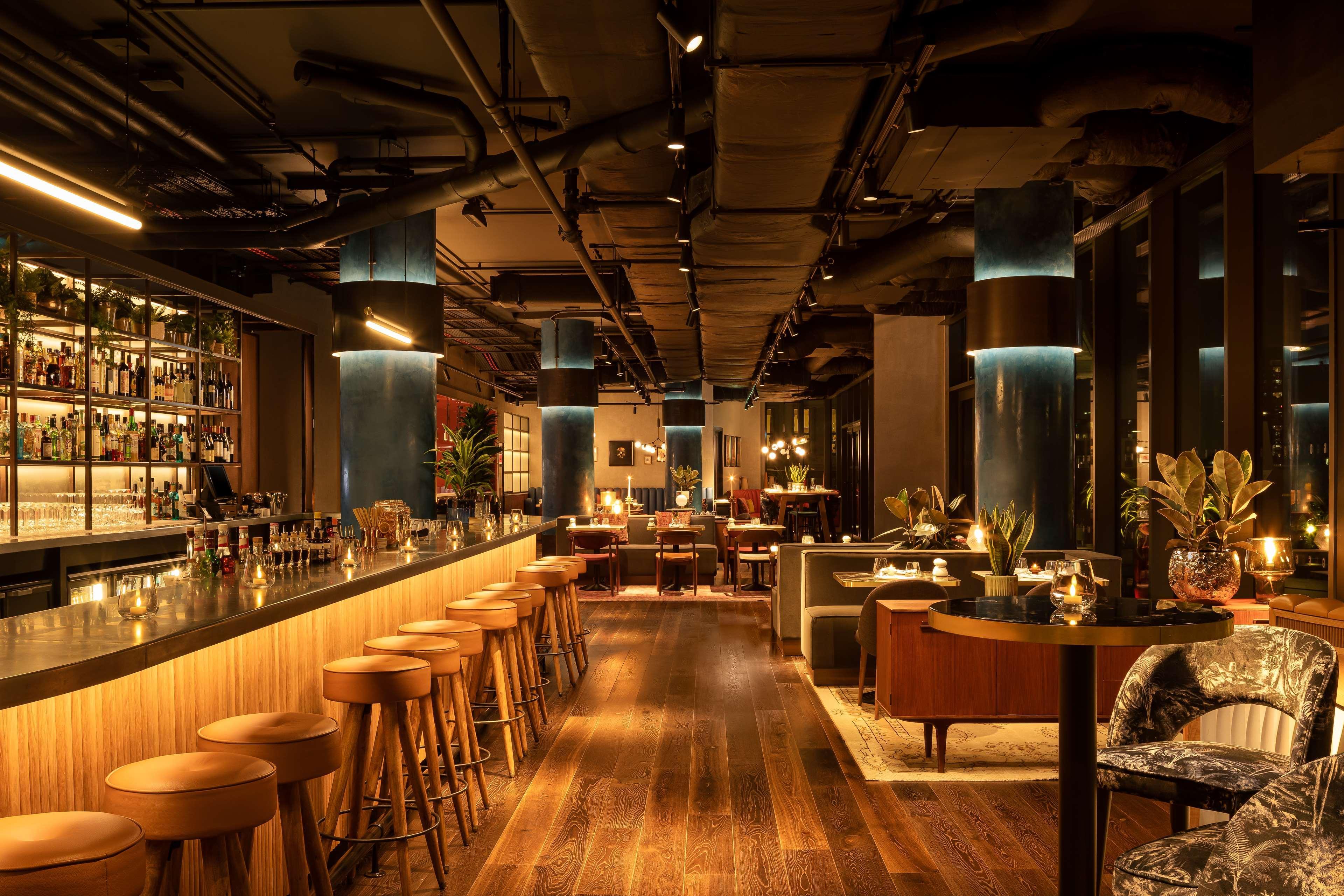 ホテル The Gantry London Curio Collection By Hilton エクステリア 写真
