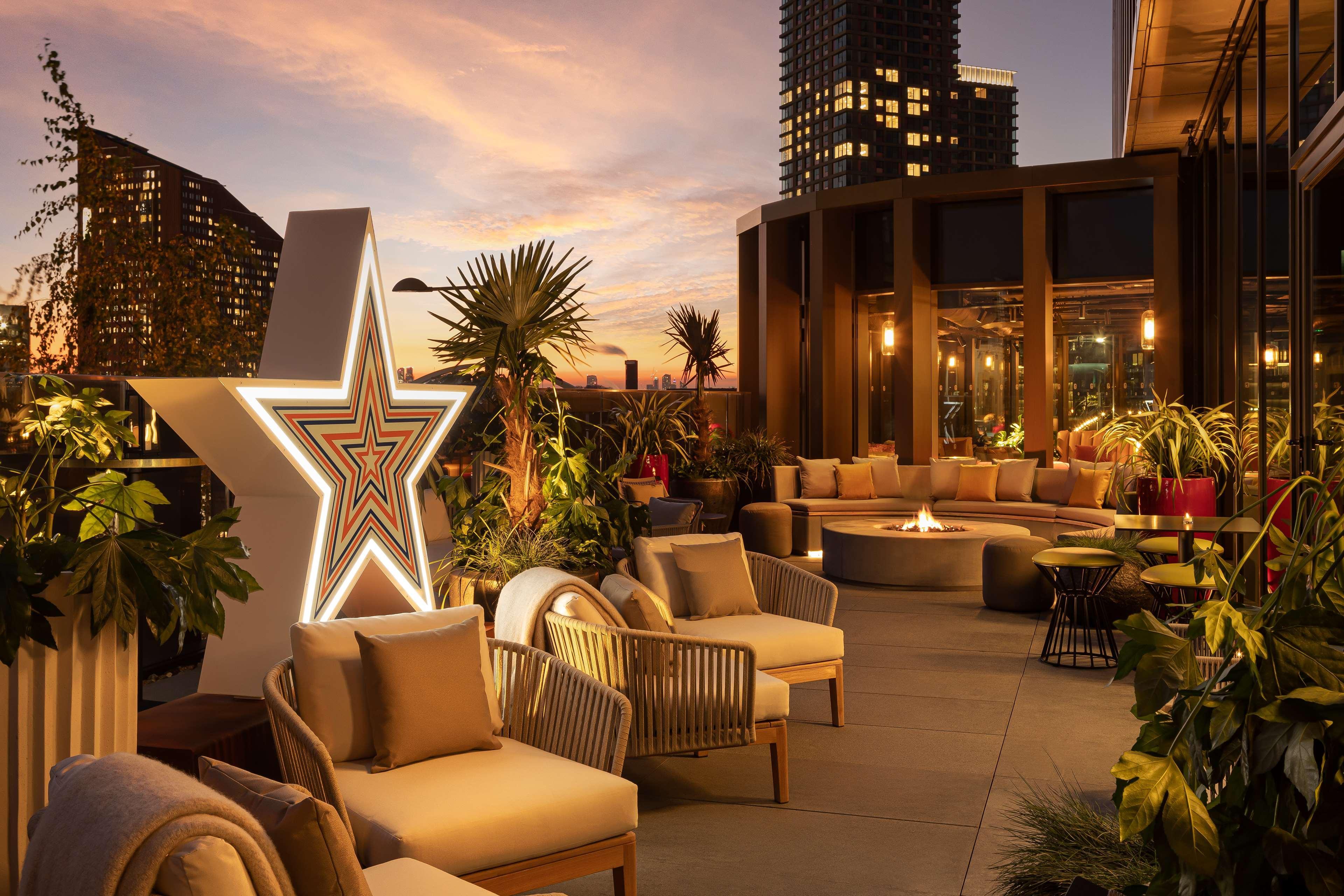 ホテル The Gantry London Curio Collection By Hilton エクステリア 写真